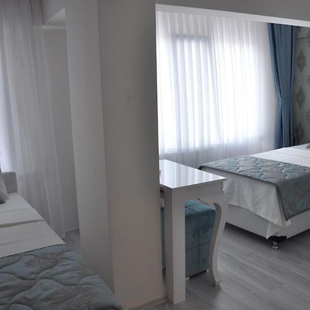 Mustafakemalpaşa Hotel Iscen חדר תמונה