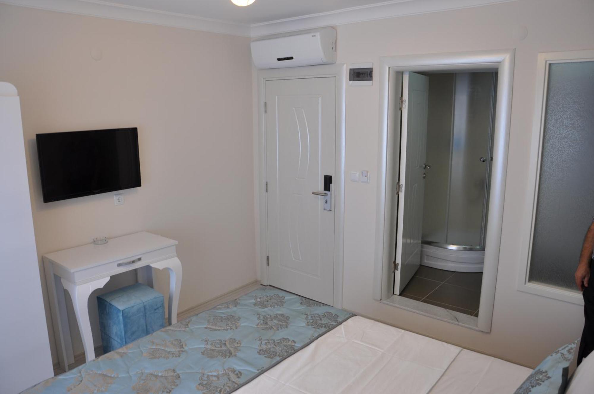 Mustafakemalpaşa Hotel Iscen חדר תמונה