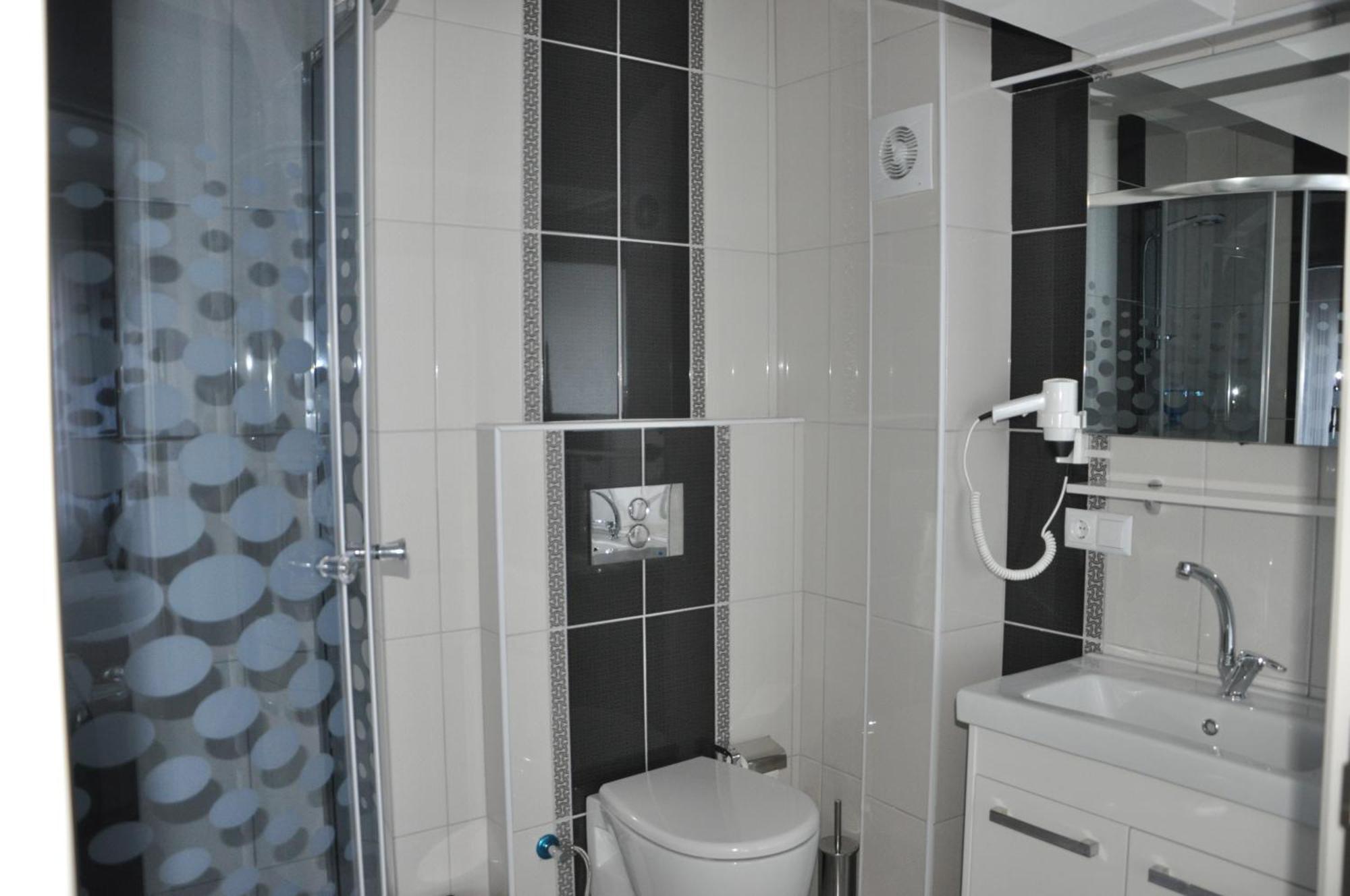 Mustafakemalpaşa Hotel Iscen חדר תמונה