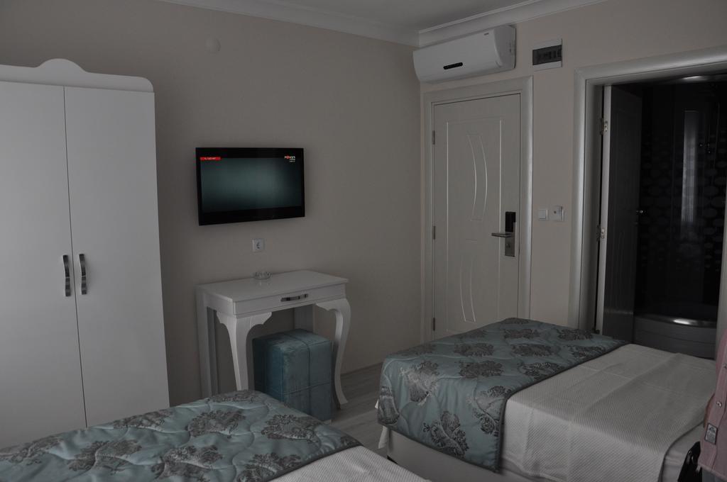 Mustafakemalpaşa Hotel Iscen מראה חיצוני תמונה