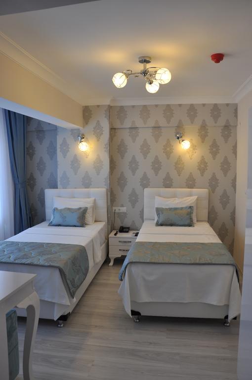 Mustafakemalpaşa Hotel Iscen מראה חיצוני תמונה
