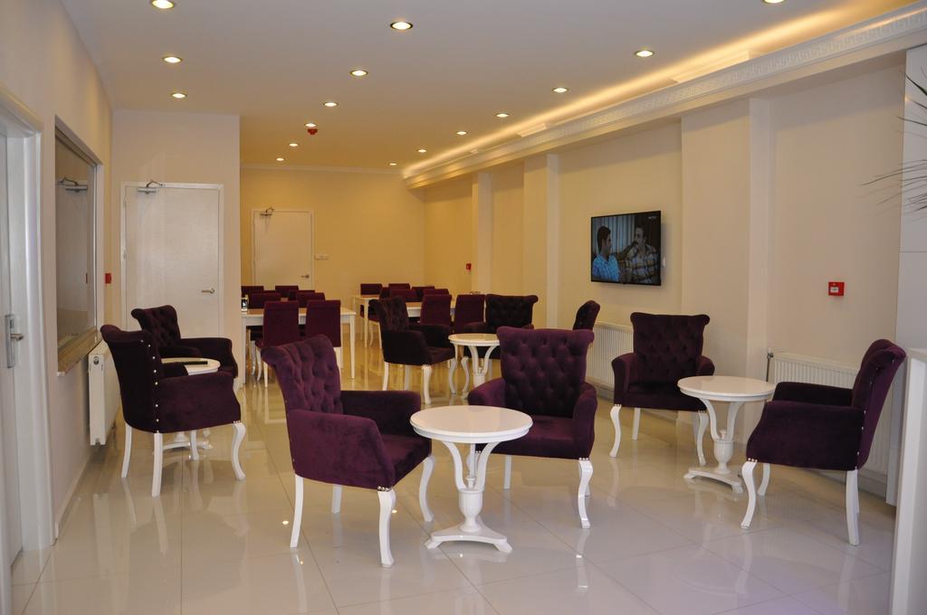 Mustafakemalpaşa Hotel Iscen מראה חיצוני תמונה